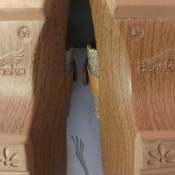 Dansko Jessie Lizzard Sand  Sz 39 - Picture 6 of 8